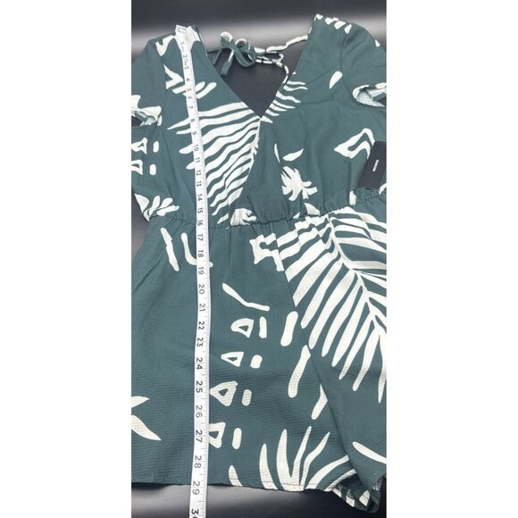Lulu’s Women’s Dark Green Leaf Print Lined Romper Tie Back Sz M NEW - Picture 7 of 7